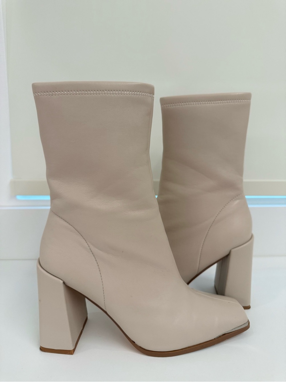 Chinese Laundry Nude Cream Block Heel Ankle Boots
